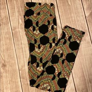 Lularoe Disney os leggings